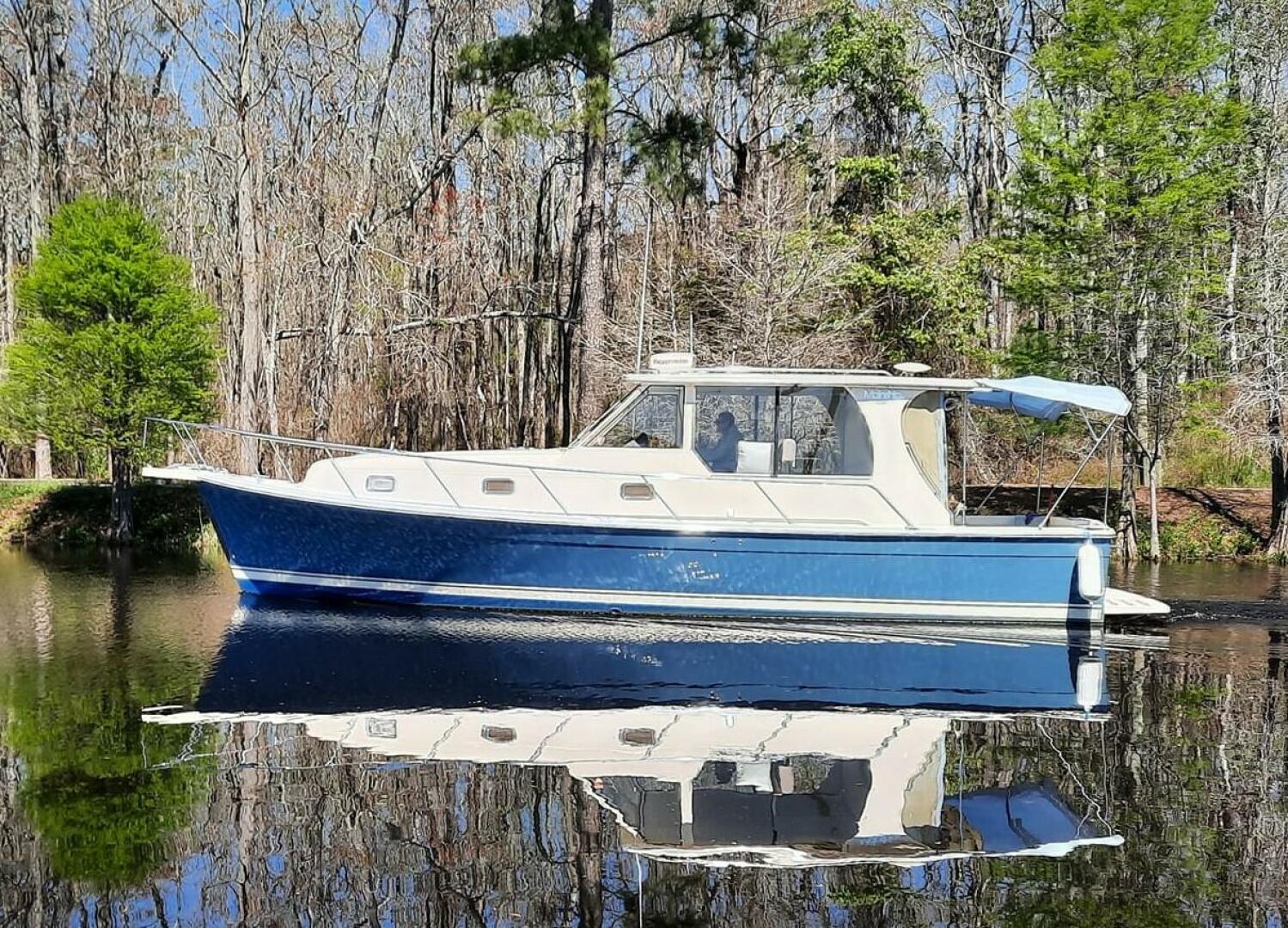 Slide: The Image of Mainship Pilot 34 2006 - 0