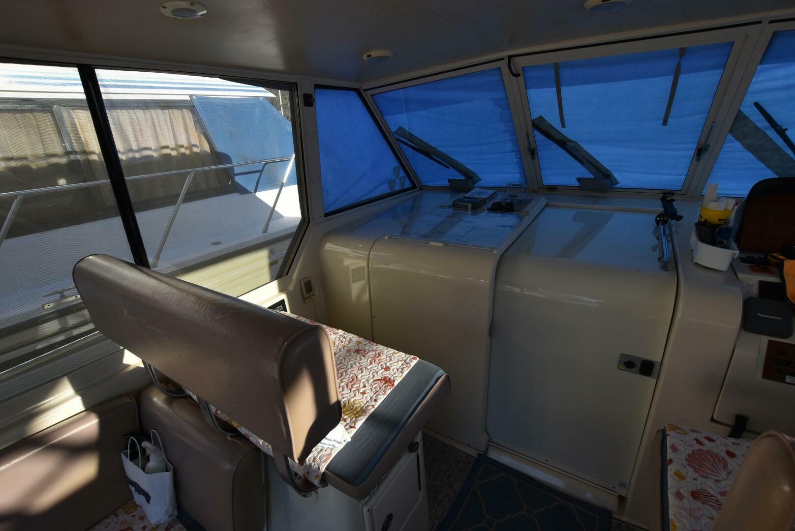 Slide: The Image of Mainship Pilot 34 2006 - 10