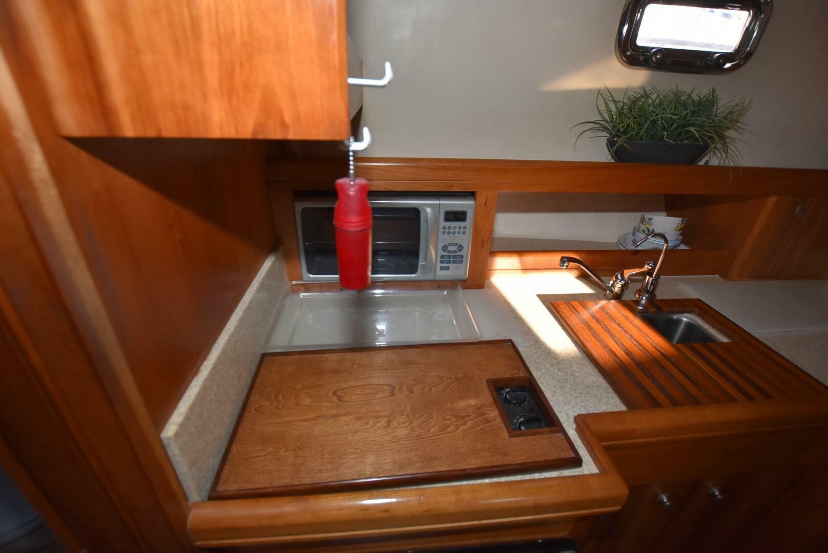 Slide: The Image of Mainship Pilot 34 2006 - 19