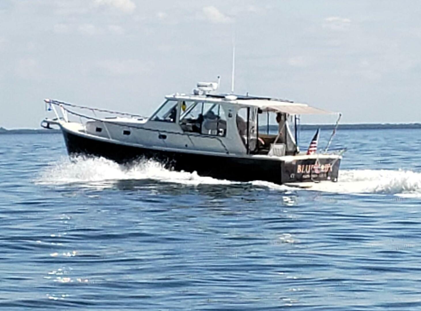 Slide: The Image of Mainship Pilot 34 Sedan 2007 - 4996432