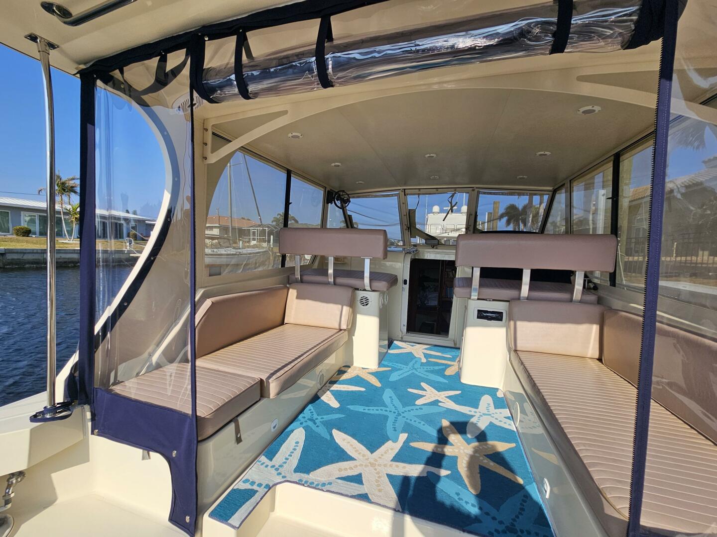 Slide: The Image of Mainship Pilot 34 Sedan 2007 - 4996437