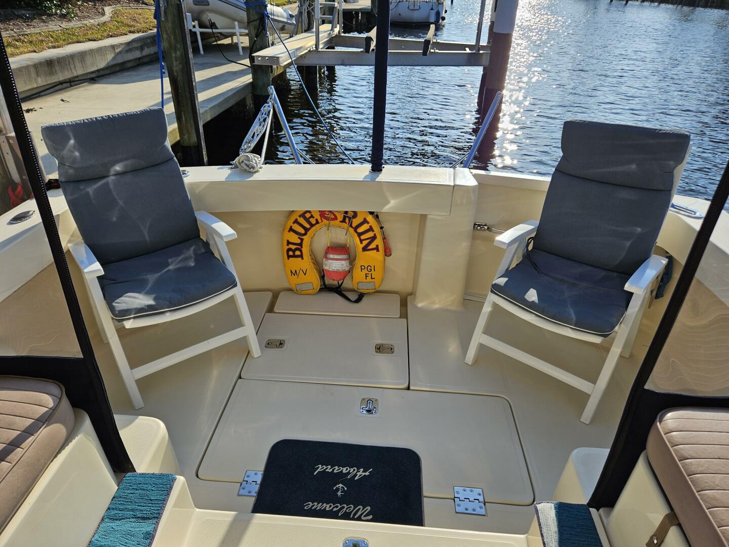 Slide: The Image of Mainship Pilot 34 Sedan 2007 - 4996441