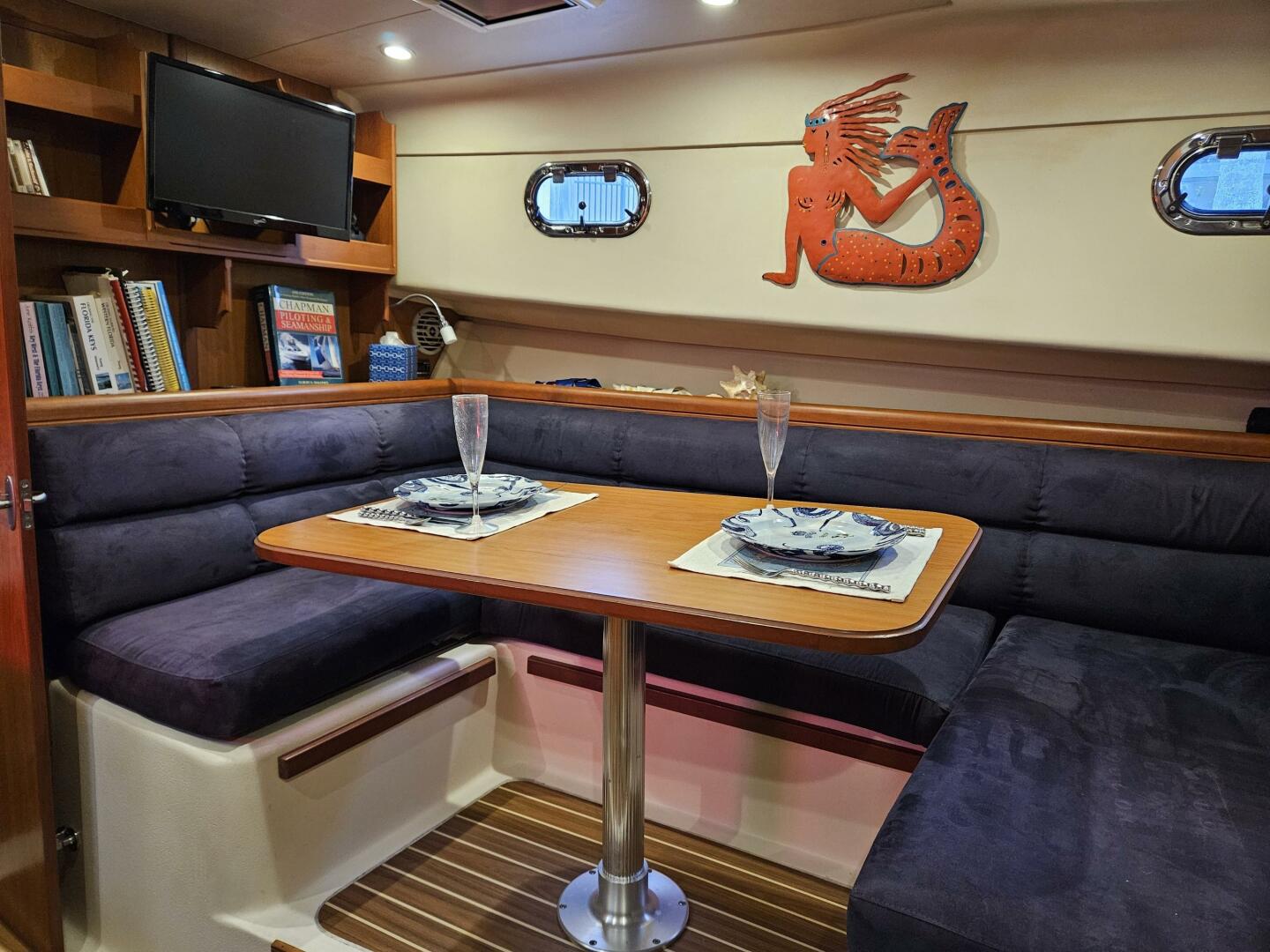 Slide: The Image of Mainship Pilot 34 Sedan 2007 - 4996450