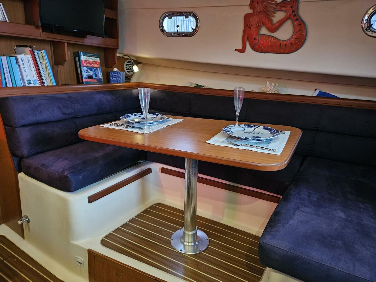 Slide: The Image of Mainship Pilot 34 Sedan 2007 - 4996452