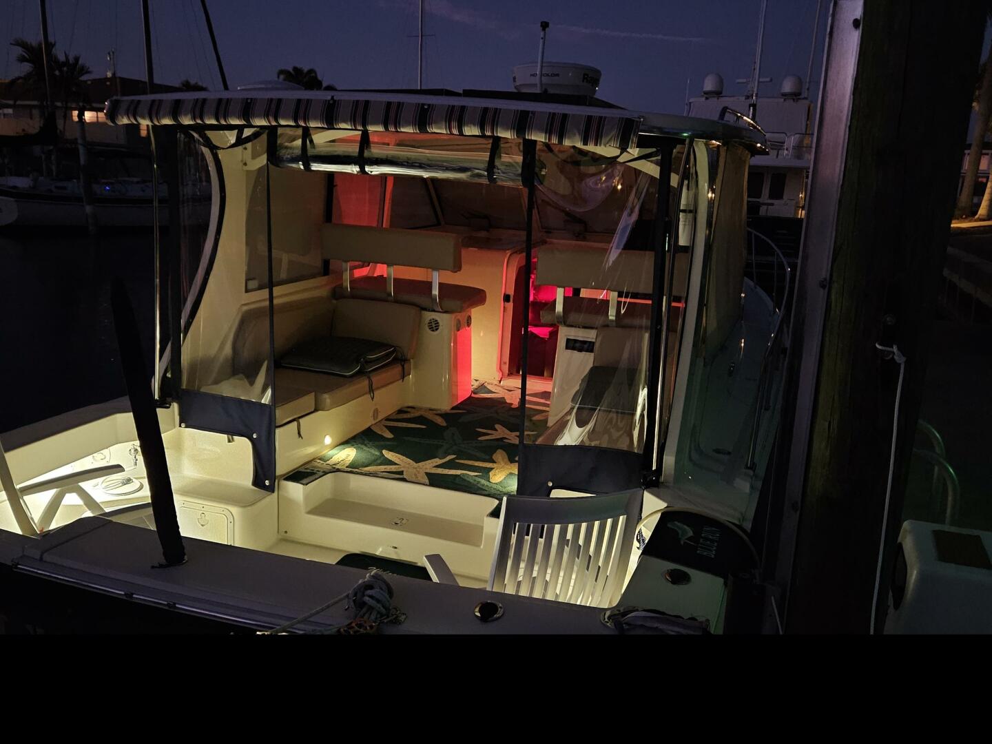 Slide: The Image of Mainship Pilot 34 Sedan 2007 - 4996461