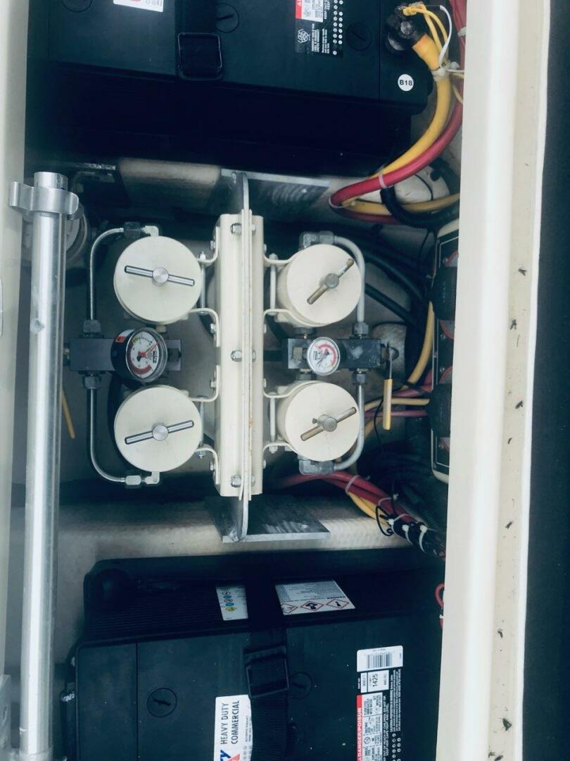 Slide: The Image of Mainship Pilot 34 Sedan 2007 - 4996468