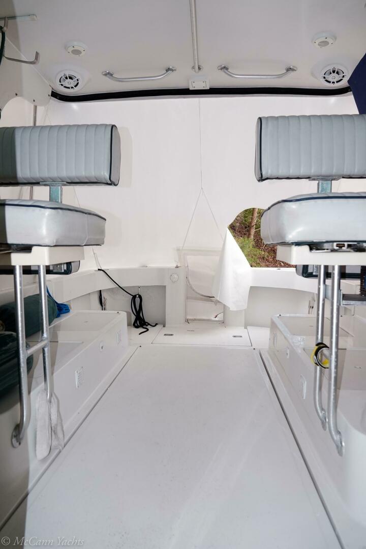 Slide: The Image of Mainship Pilot Hardtop 2000 - 5146613