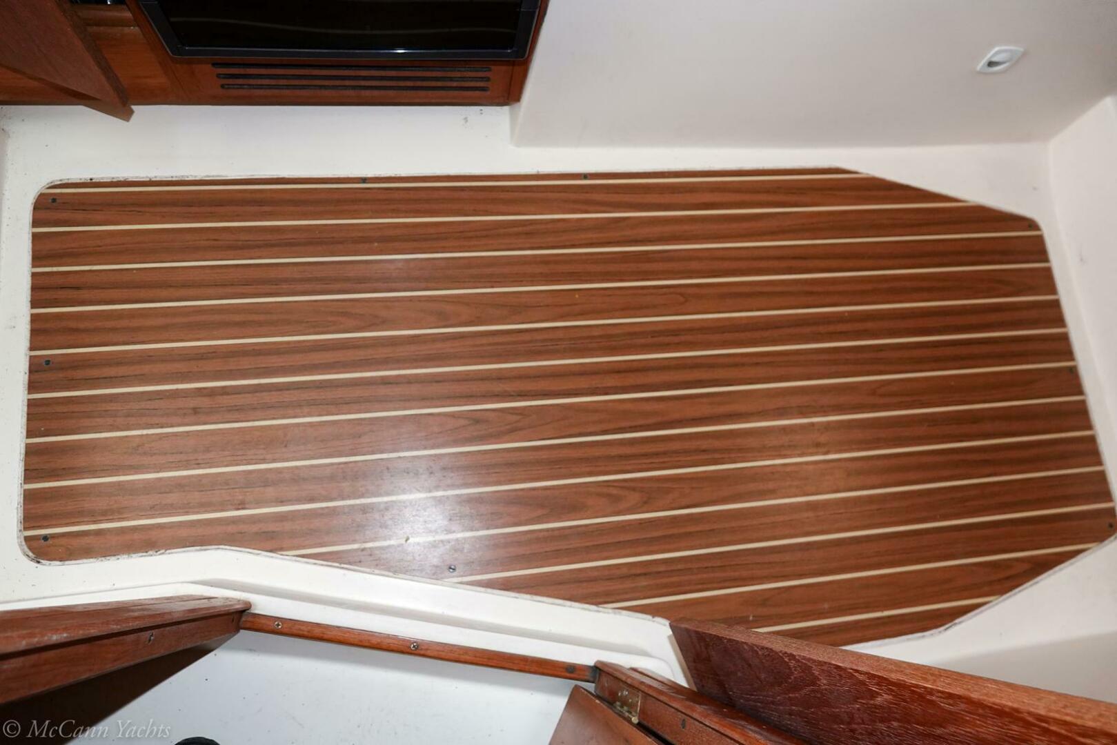 Slide: The Image of Mainship Pilot Hardtop 2000 - 5146621