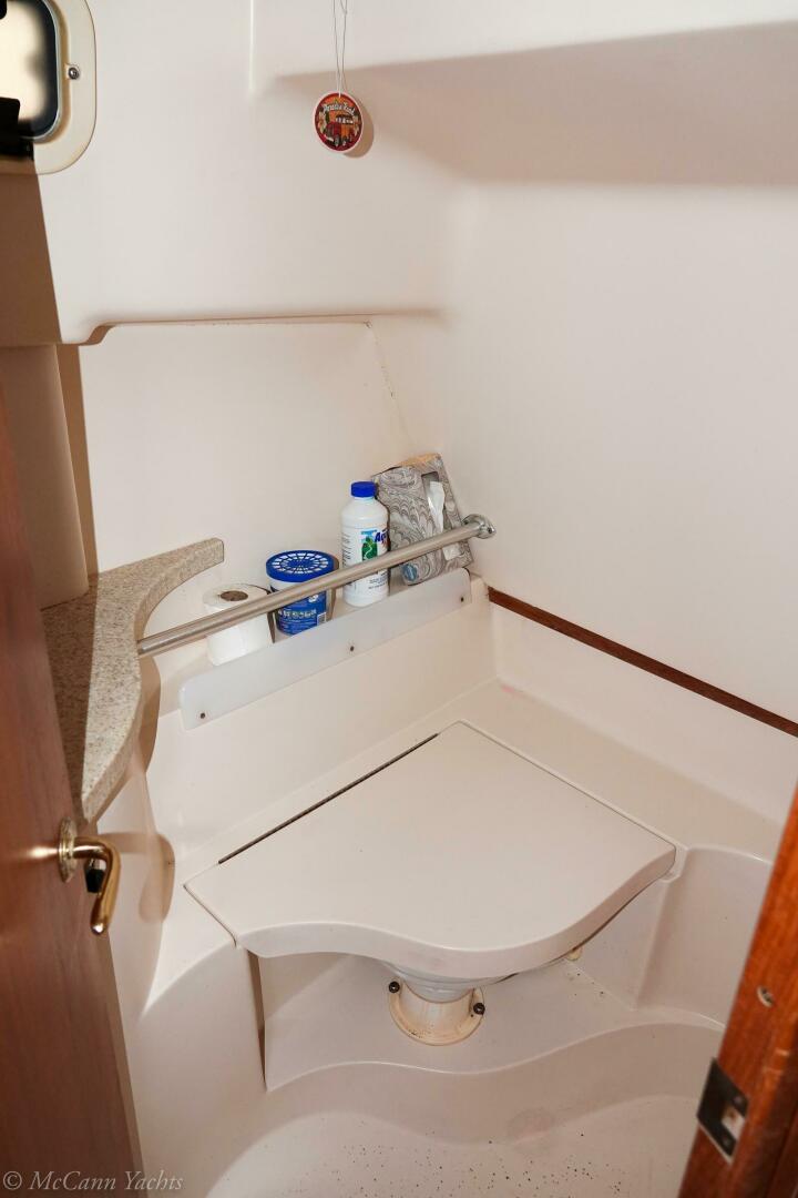 Slide: The Image of Mainship Pilot Hardtop 2000 - 5146627