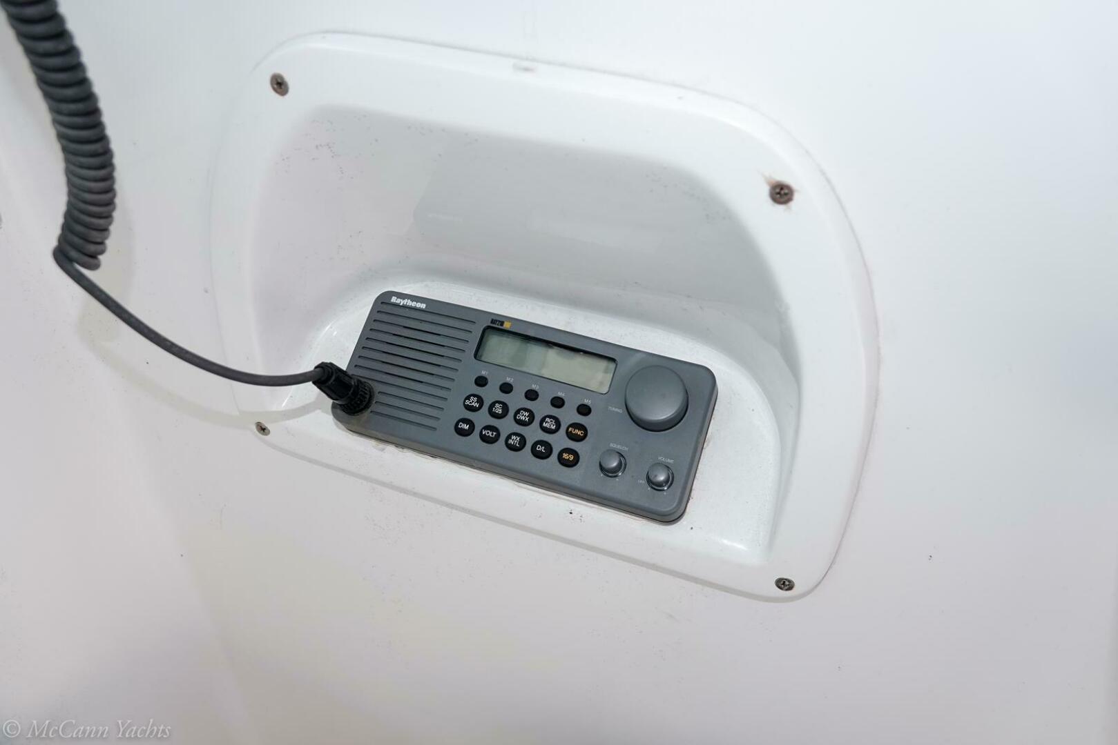 Slide: The Image of Mainship Pilot Hardtop 2000 - 5146603