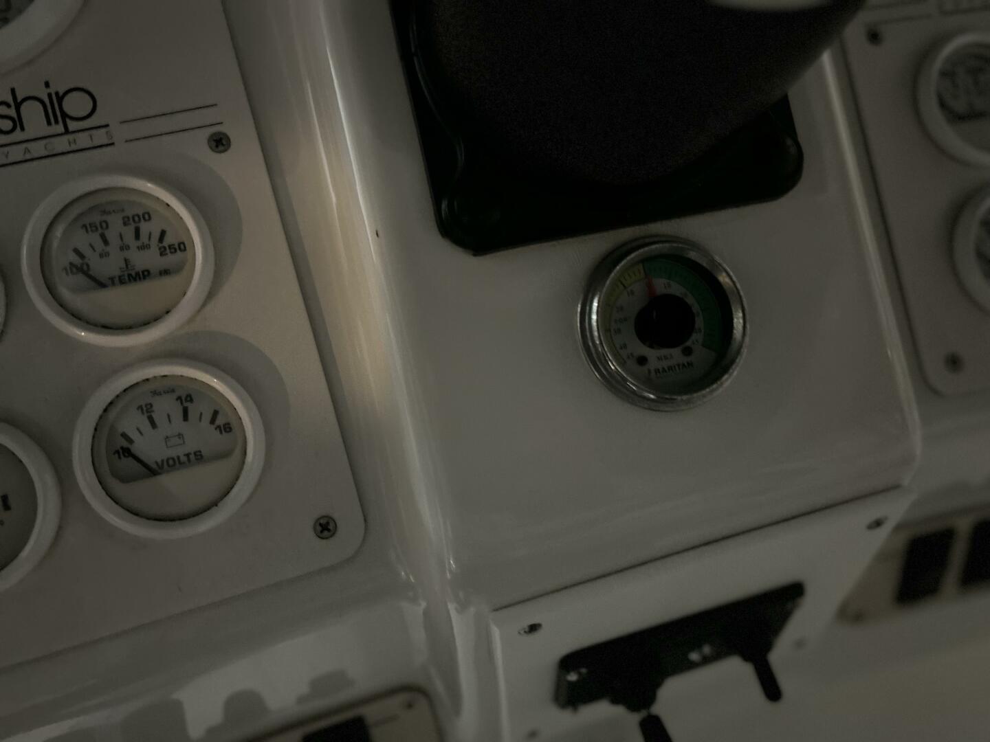 Slide: The Image of Mainship Sedan Bridge 1996 - 5180877