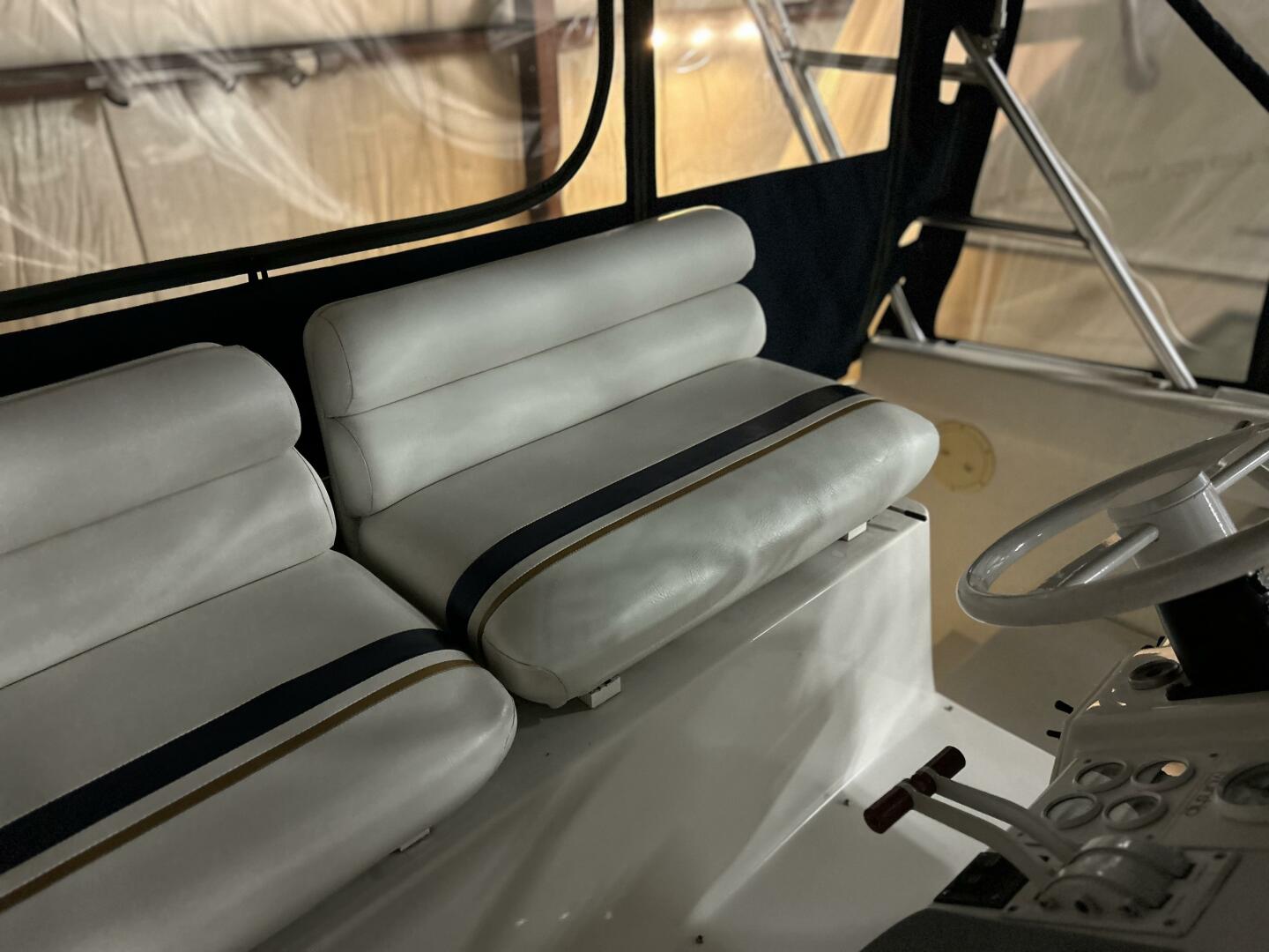 Slide: The Image of Mainship Sedan Bridge 1996 - 5180924