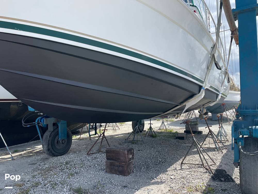 Slide: The Image of Mainship Sedan Bridge 40 1994 - 15367466
