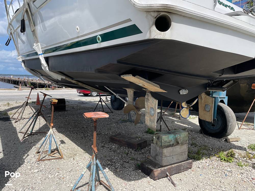Slide: The Image of Mainship Sedan Bridge 40 1994 - 15367467