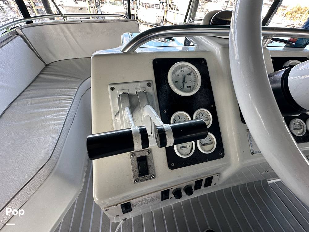 Slide: The Image of Mainship Sedan Bridge 40 1994 - 15102746
