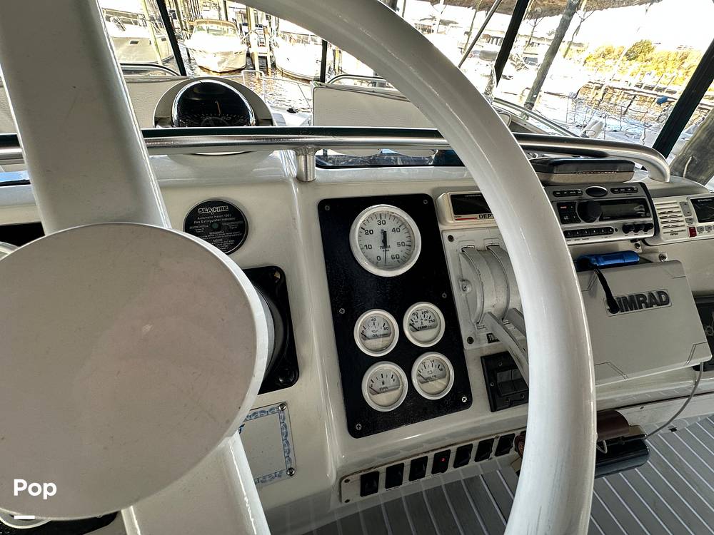 Slide: The Image of Mainship Sedan Bridge 40 1994 - 15102750