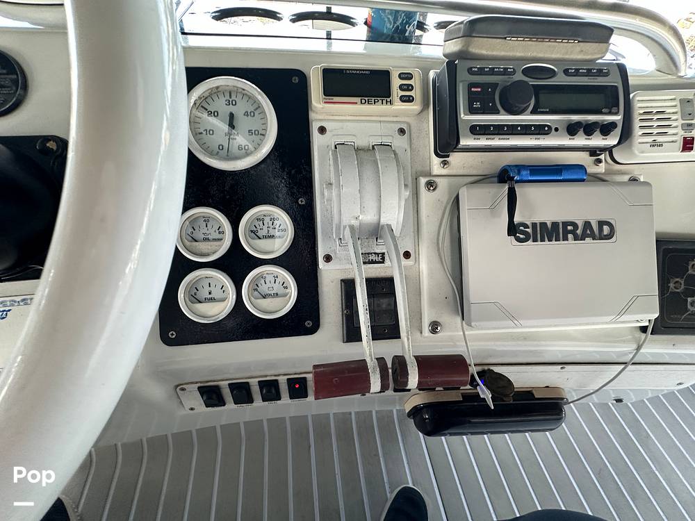 Slide: The Image of Mainship Sedan Bridge 40 1994 - 15102751