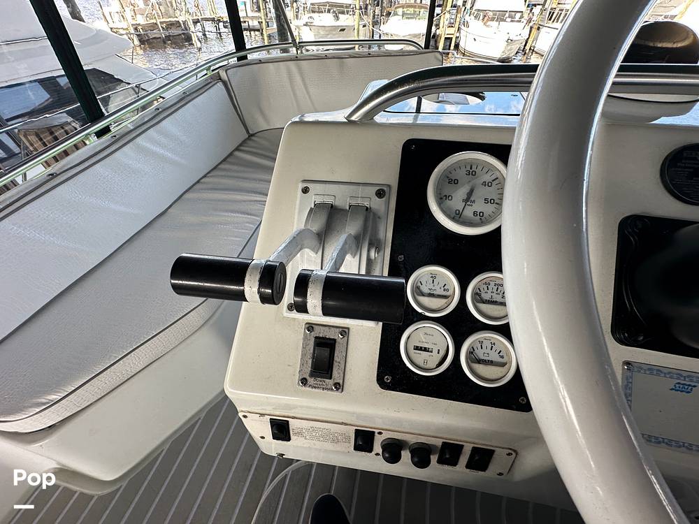 Slide: The Image of Mainship Sedan Bridge 40 1994 - 15102752