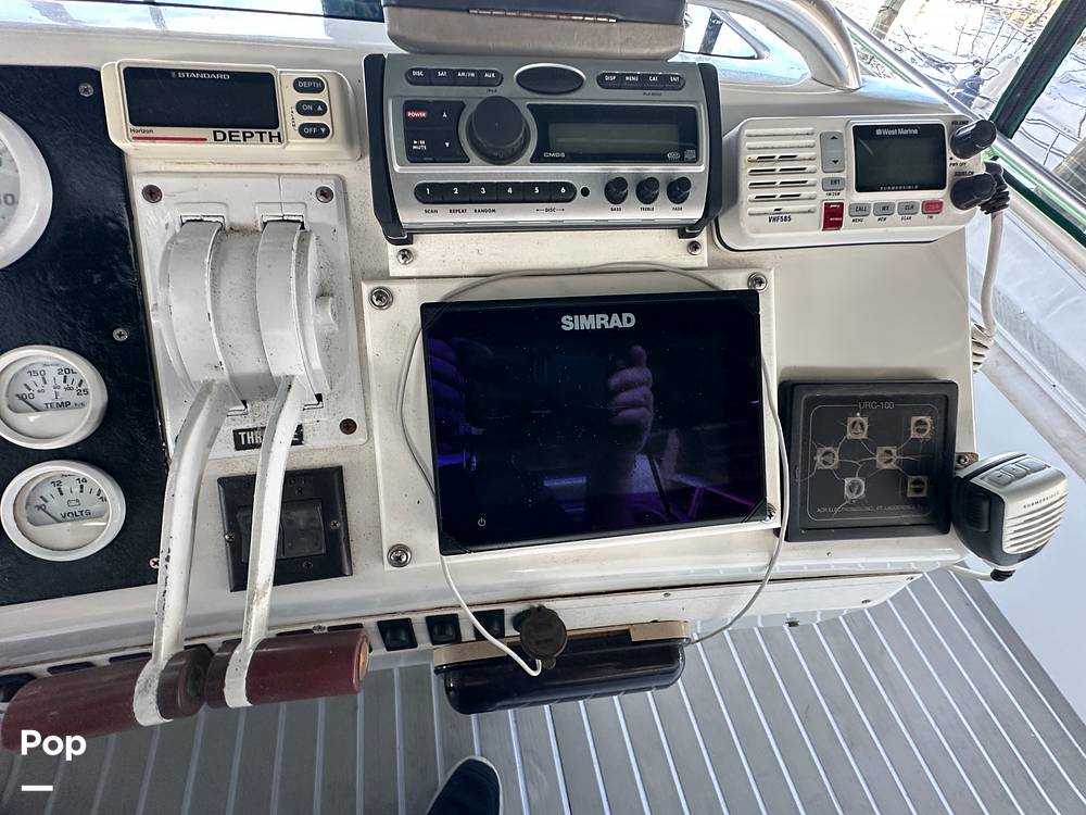 Slide: The Image of Mainship Sedan Bridge 40 1994 - 15102754