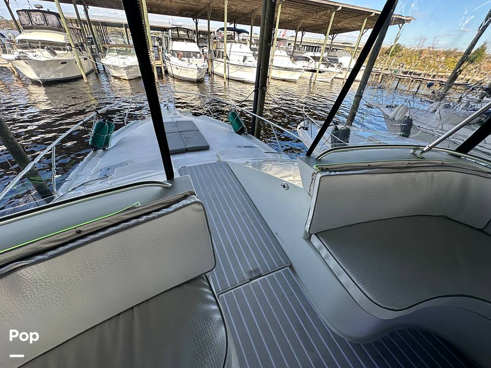 Slide: The Image of Mainship Sedan Bridge 40 1994 - 15102771