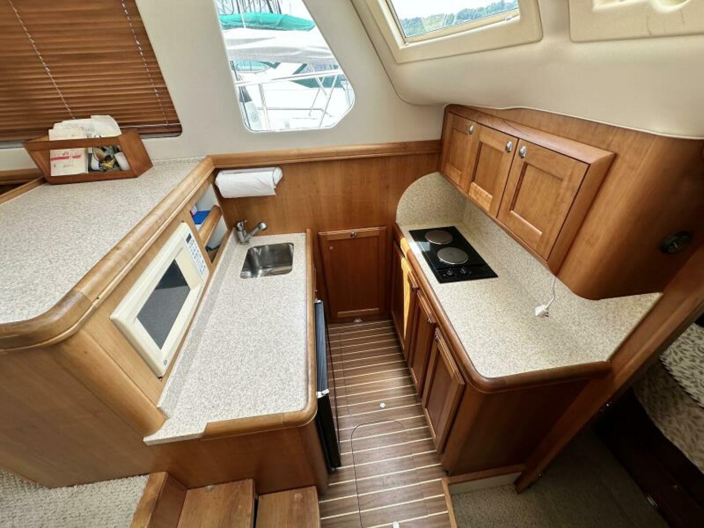 Slide: The Image of Mainship Trawler 2005 - 4259285