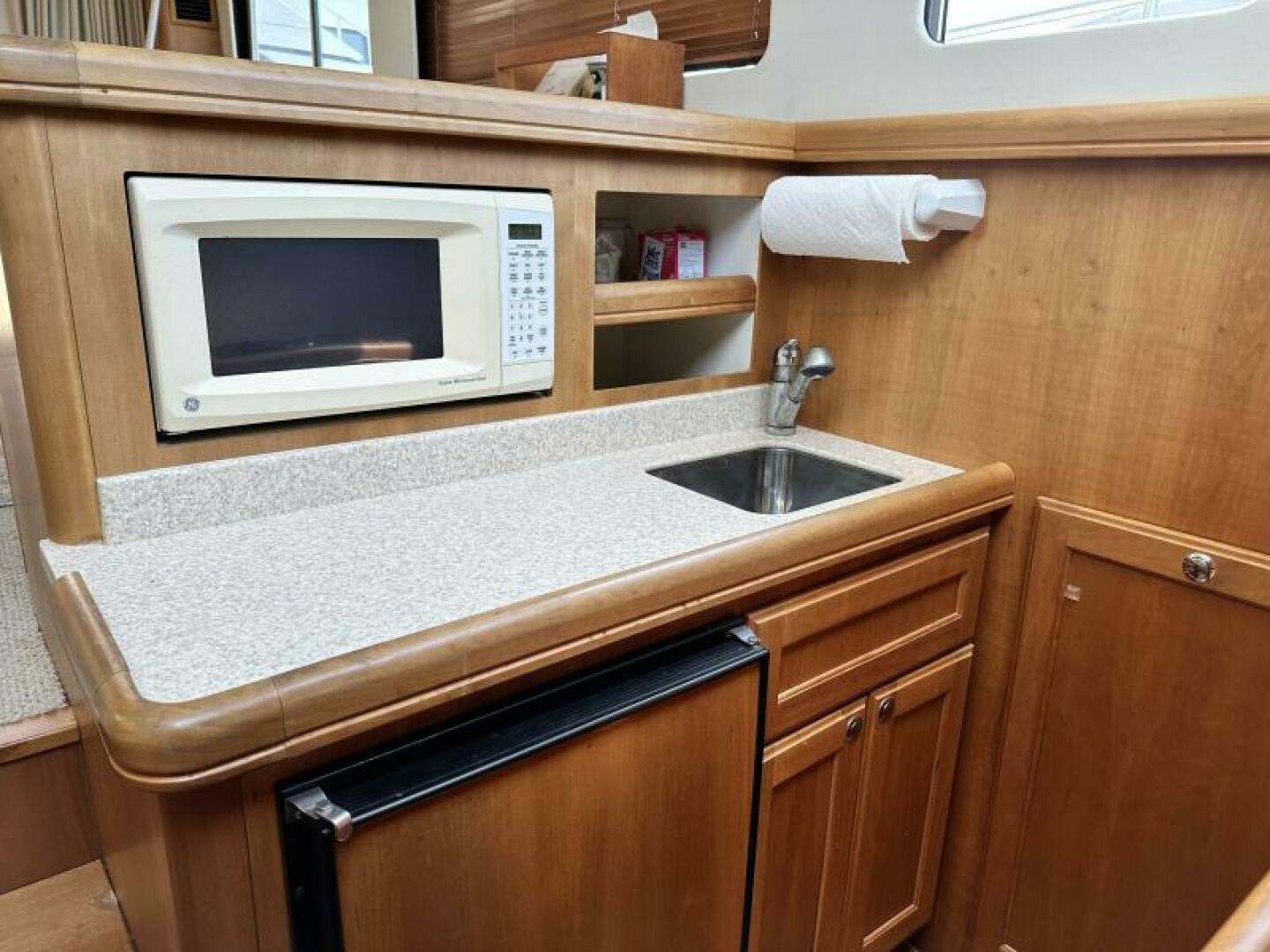 Slide: The Image of Mainship Trawler 2005 - 4259286
