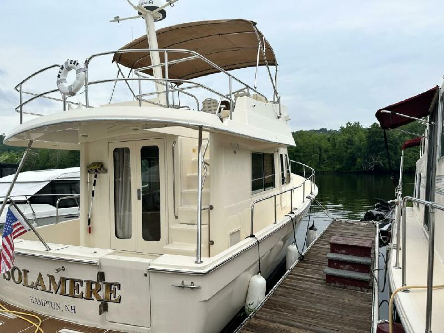 Slide: The Image of Mainship Trawler 2005 - 4259272
