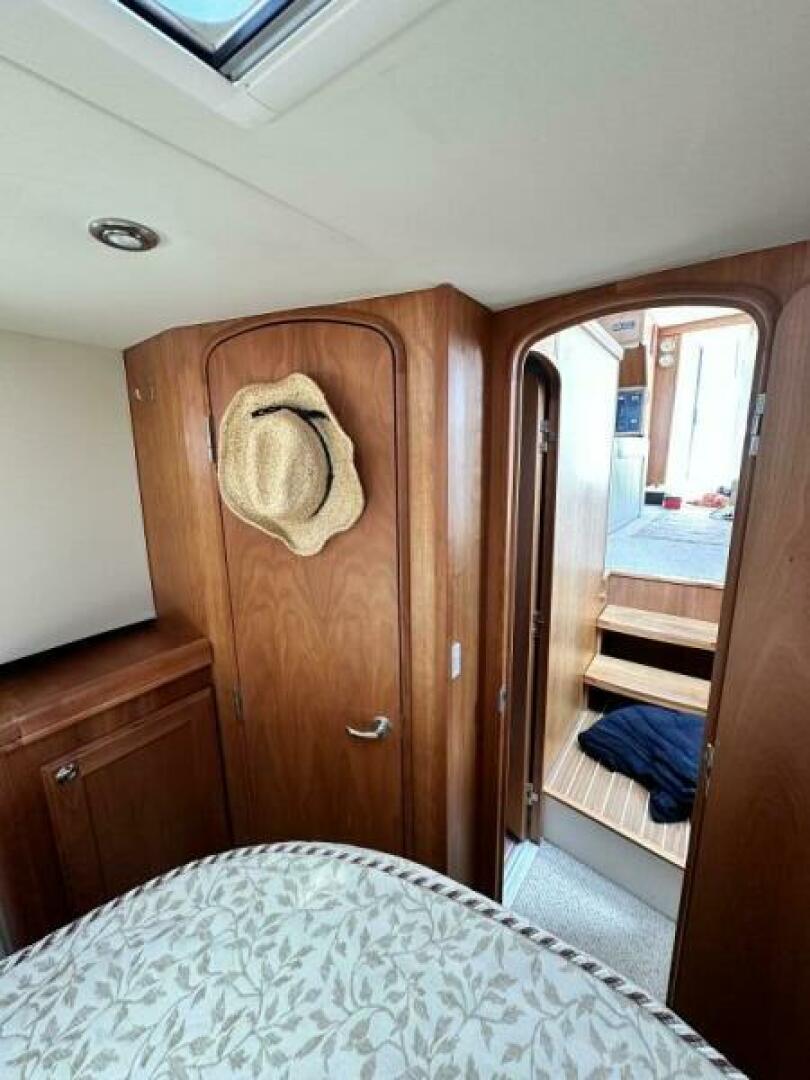 Slide: The Image of Mainship Trawler 2005 - 4259290