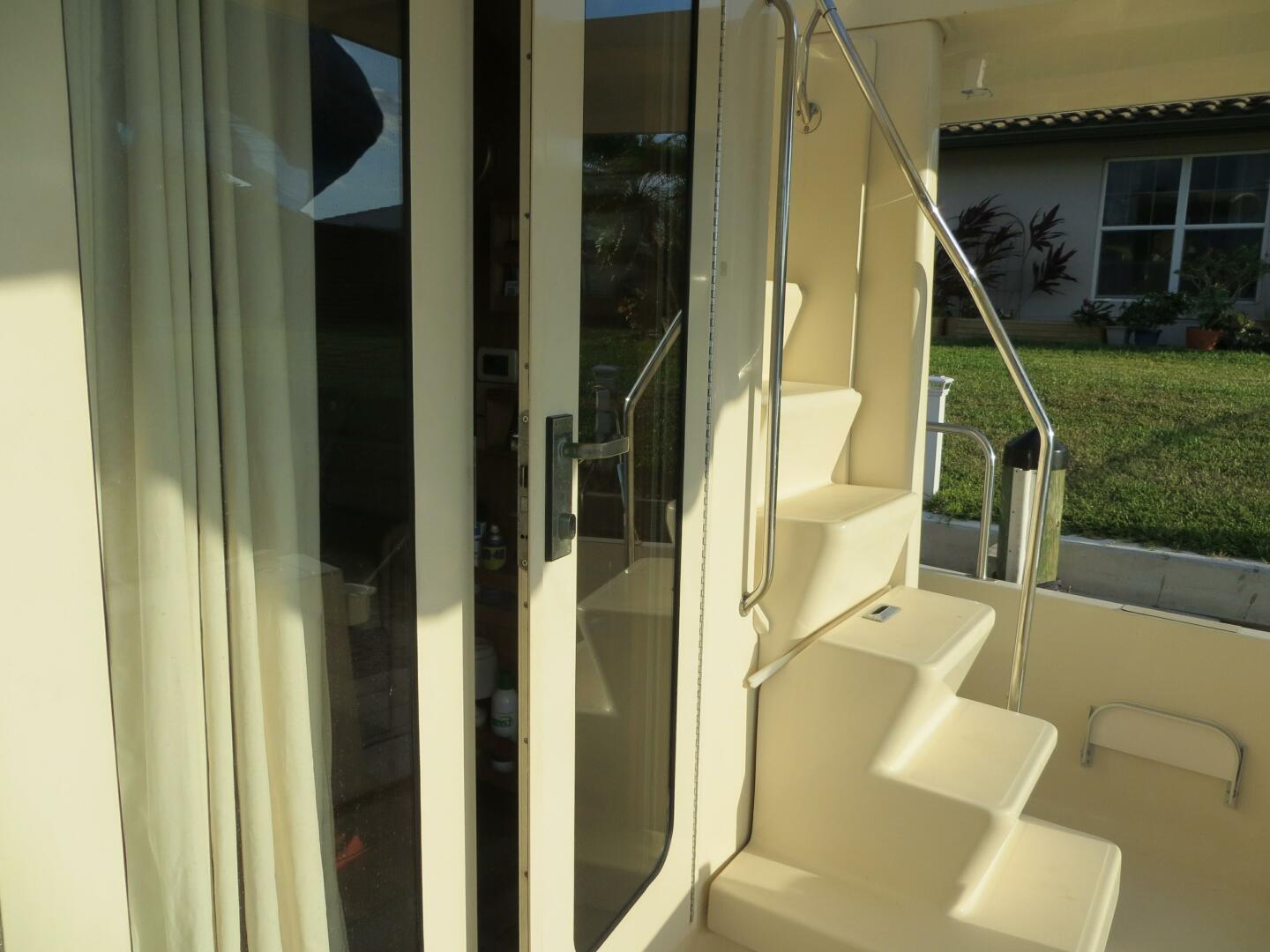 Slide: The Image of Mainship Trawler 2006 - 5503353