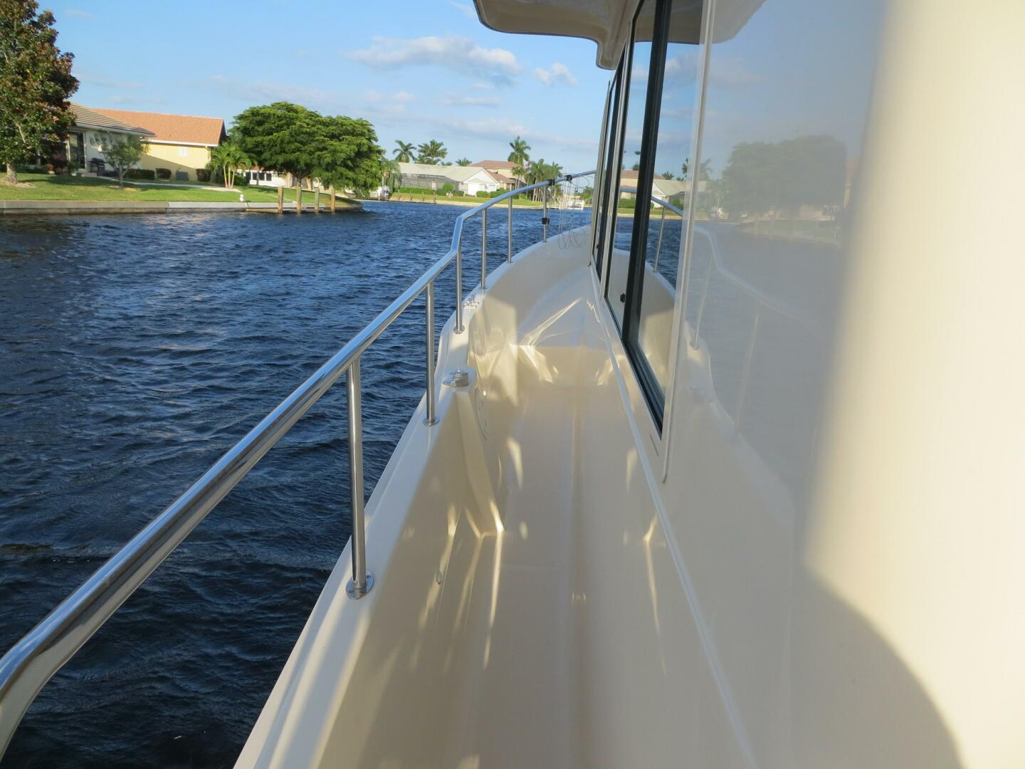 Slide: The Image of Mainship Trawler 2006 - 5503354