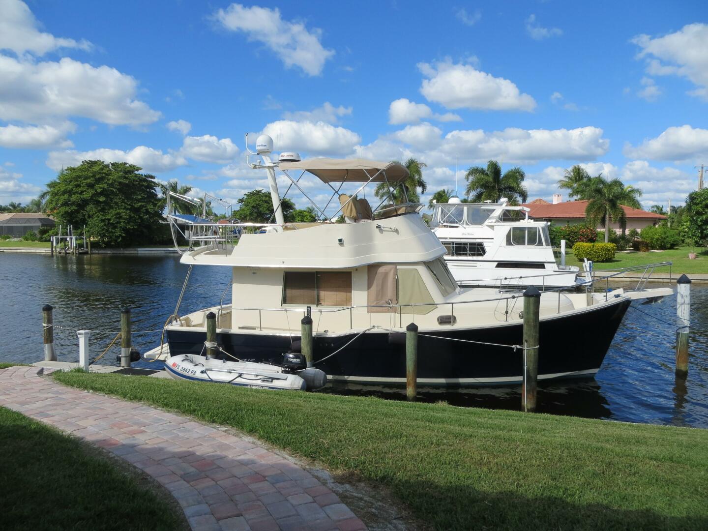 Slide: The Image of Mainship Trawler 2006 - 5503357