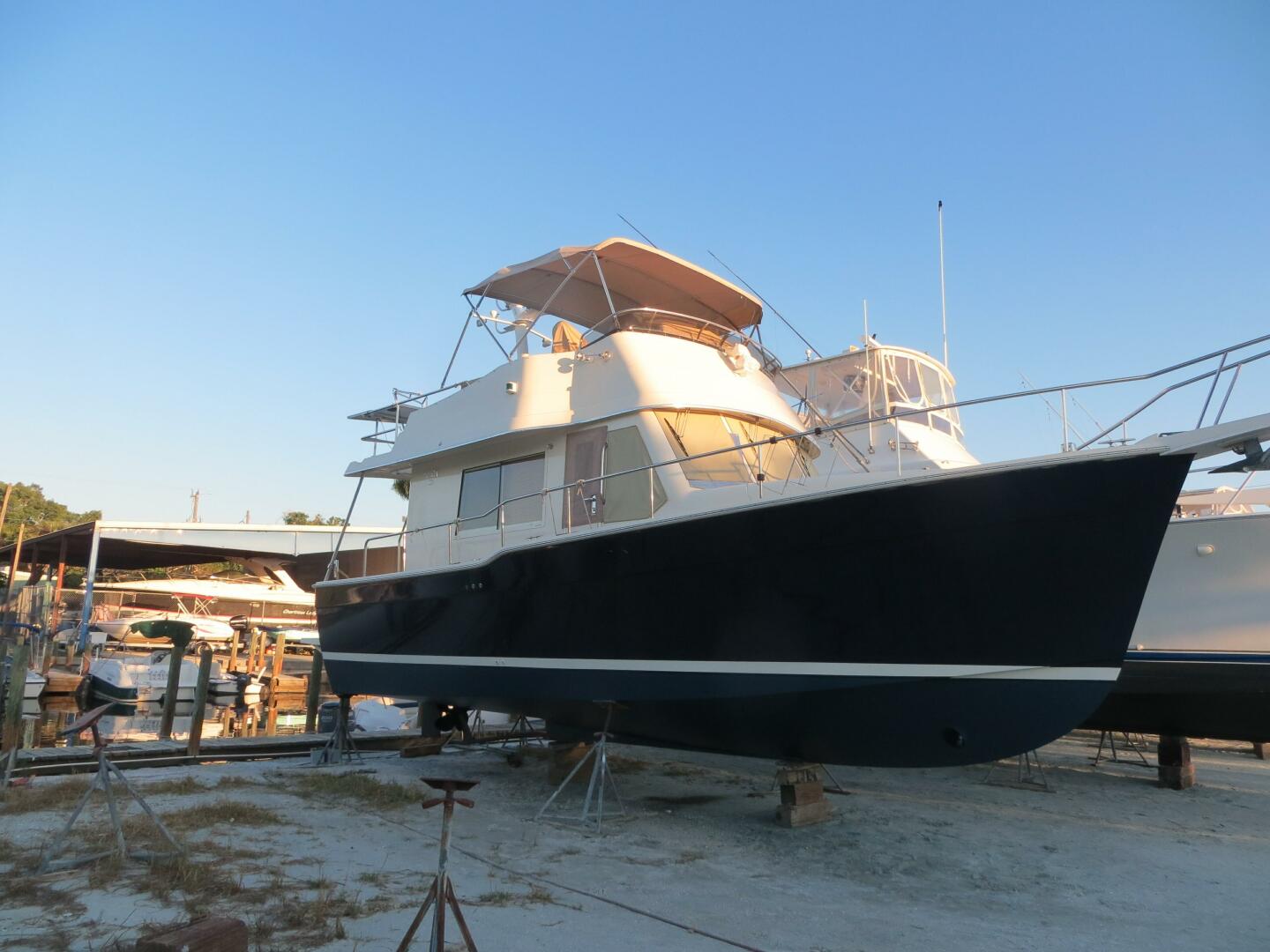 Slide: The Image of Mainship Trawler 2006 - 5503359