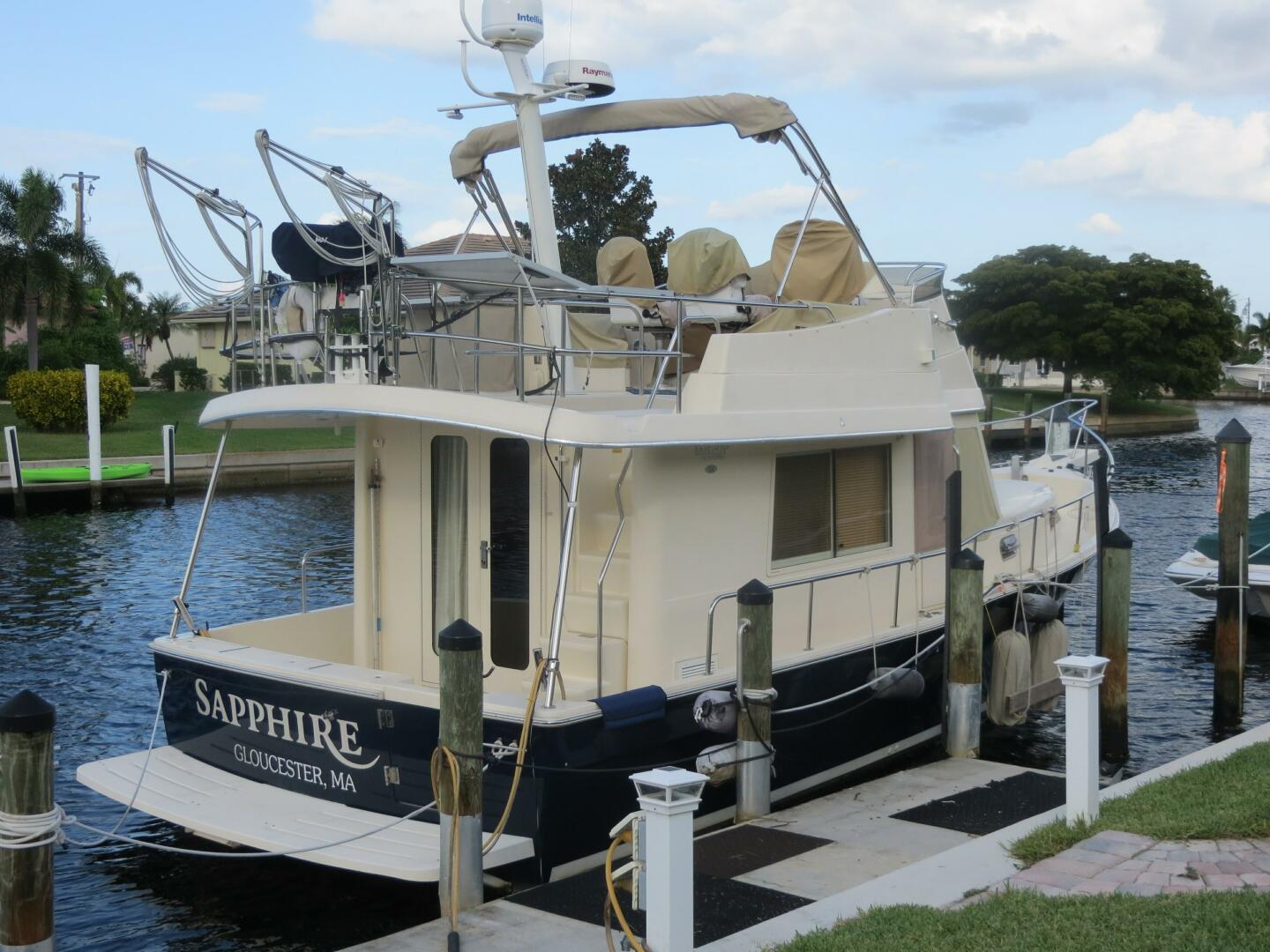 Slide: The Image of Mainship Trawler 2006 - 5503379