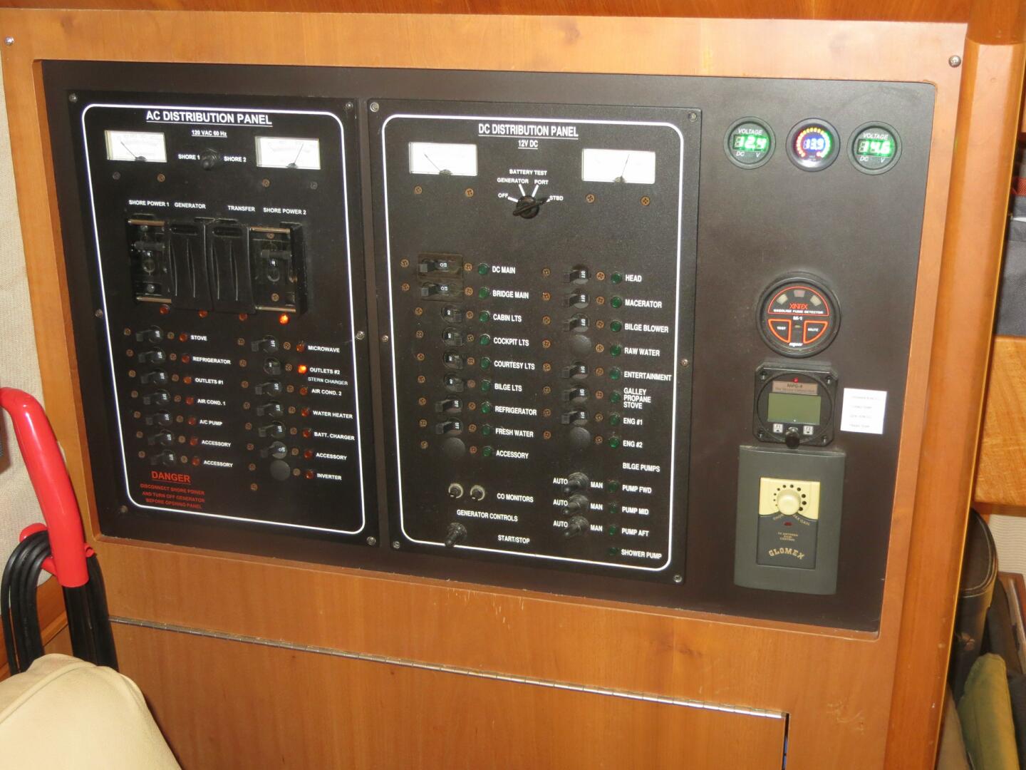 Slide: The Image of Mainship Trawler 2006 - 5503381