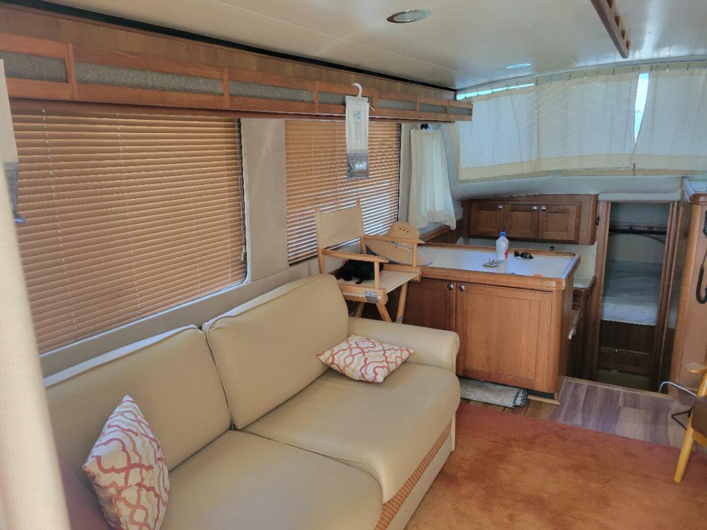 Slide: The Image of Mainship Trawler 2006 - 5503384