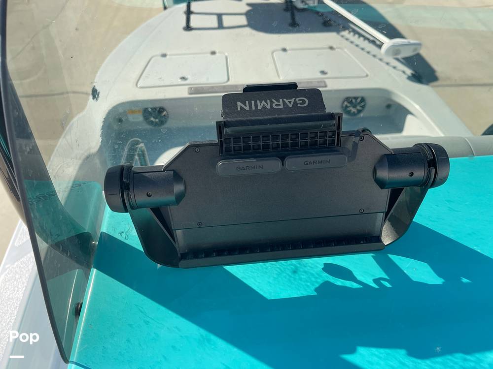 Slide: The Image of Garmin Mount - 14987157