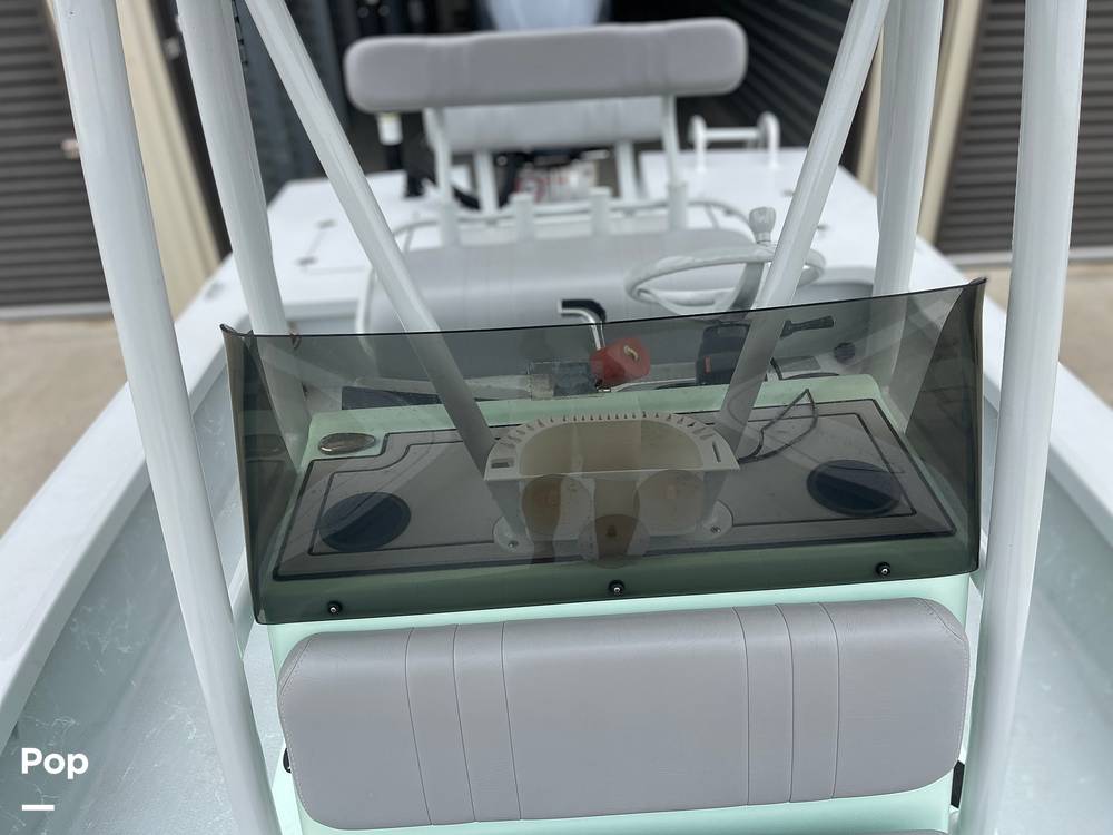 Slide: The Image of Windshield - 15124442