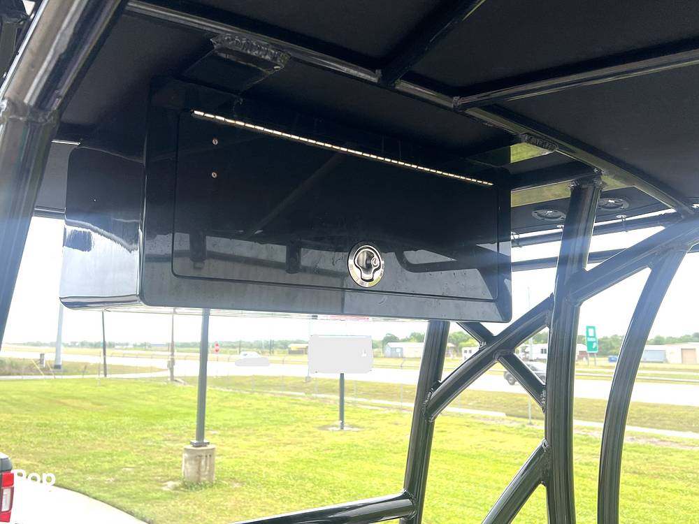 Slide: The Image of Upper Console Storage Box. - 15400610