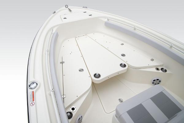 Slide: The Image of Mako 214 Center Console 2024 - 25