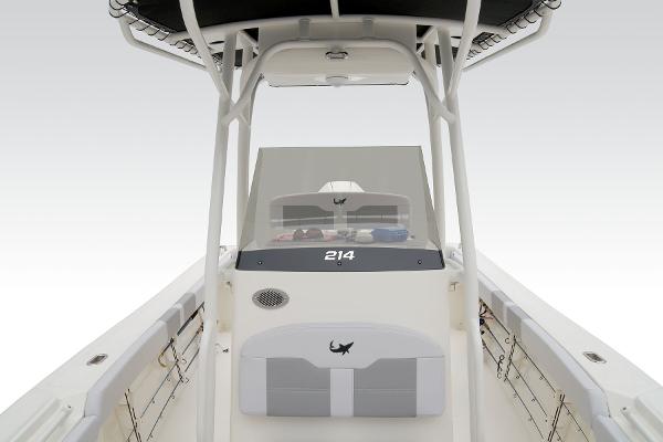 Slide: The Image of Mako 214 Center Console 2024 - 46