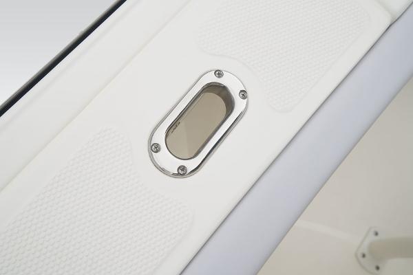 Slide: The Image of Mako 214 Center Console 2024 - 77