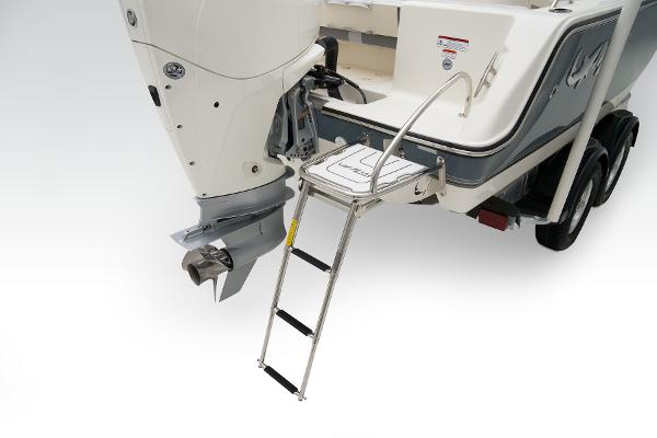 Slide: The Image of Mako 214 Center Console 2024 - 94