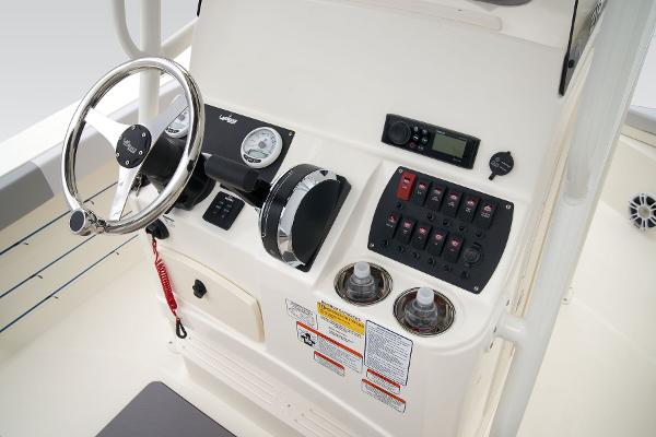 Slide: The Image of Mako 214 Center Console 2025 - 55