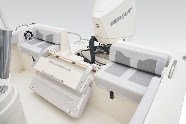 Slide: The Image of Mako 214 Center Console 2025 - 72