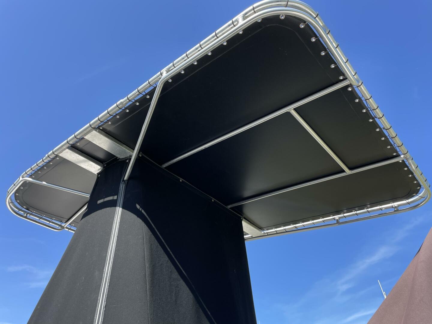 Slide: The Image of Mako 221 1995 - 5512947