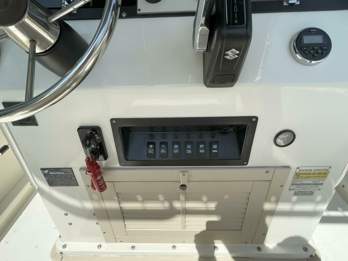 Slide: The Image of Mako 221 1995 - 5512956