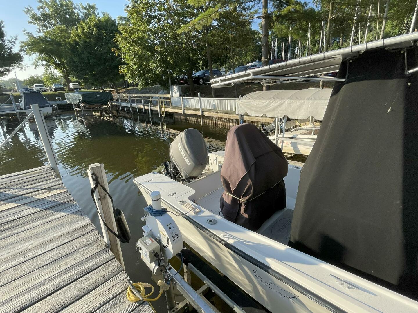 Slide: The Image of Mako 221 1995 - 5512962