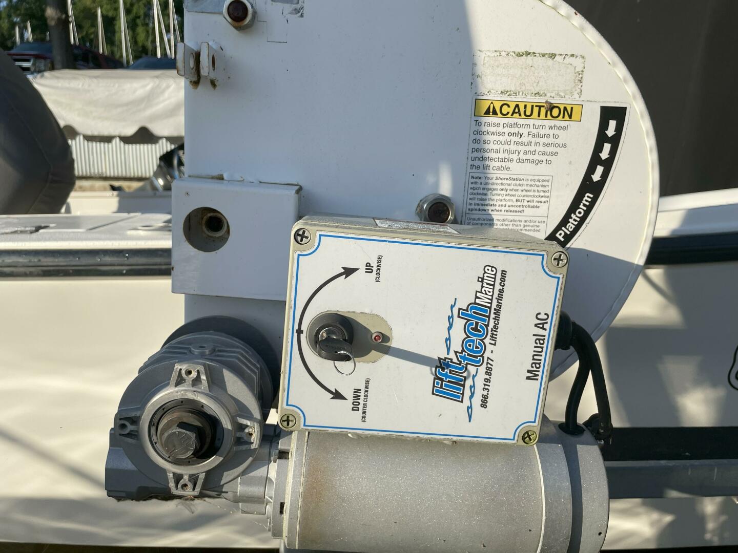 Slide: The Image of Mako 221 1995 - 5512966