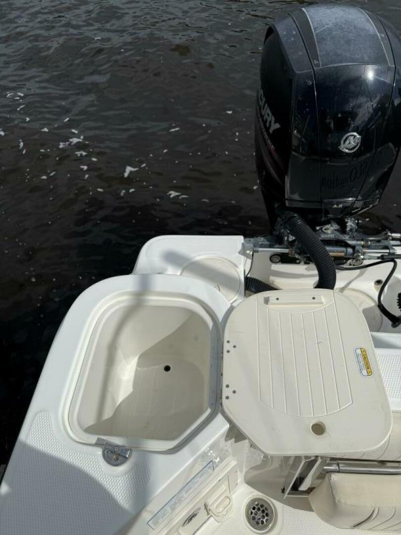 Slide: The Image of Mako 23 2014 - 5493404