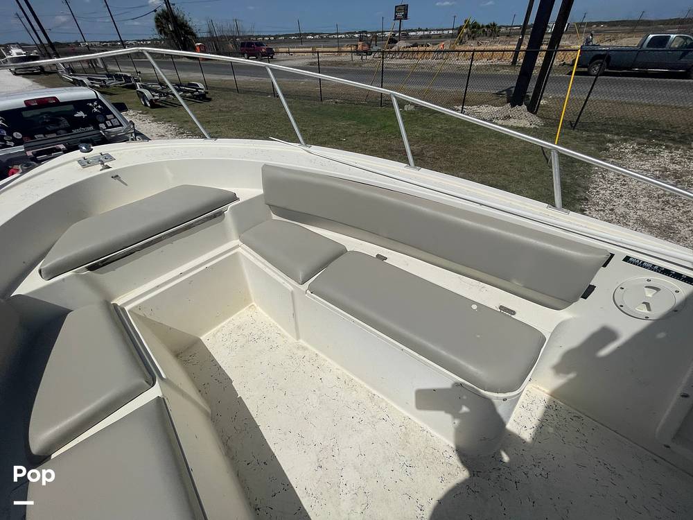 Slide: The Image of Bow Passenger Seating With Storage - 15265222